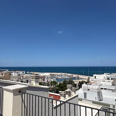 דירה Palazzotorre 101 - Luxury & Terrace בארי