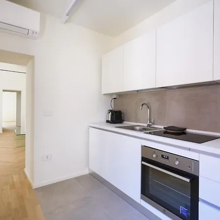 Palazzotorre 101 - Luxury & Terrace Apartment Bari