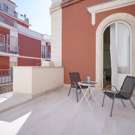 Palazzotorre 101 - Luxury & Terrace Bari